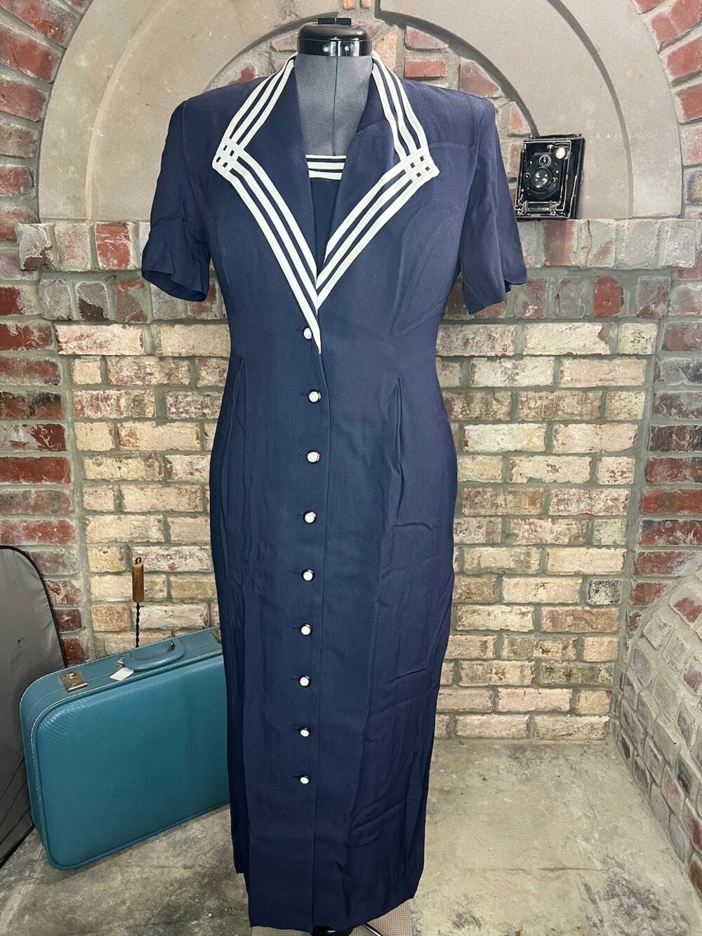 Dress 1980s Navy white sailor suit inspired details column dress